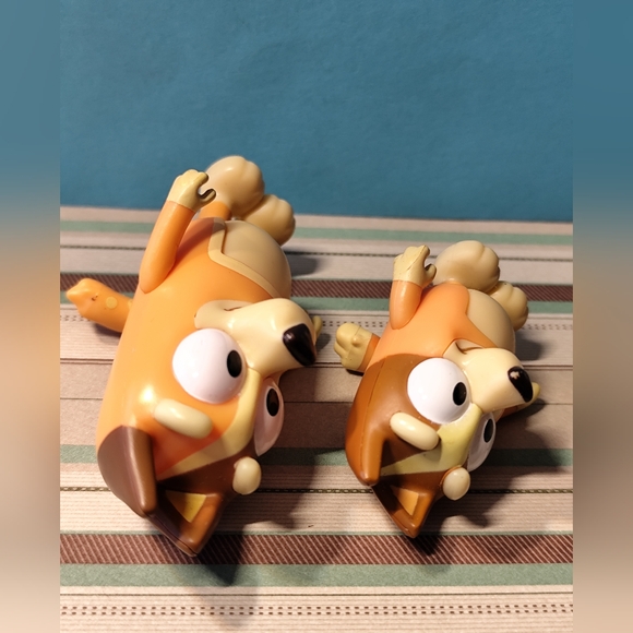 3/$25💙Bluey and Bingo figures set of 2 - Picture 6 of 7